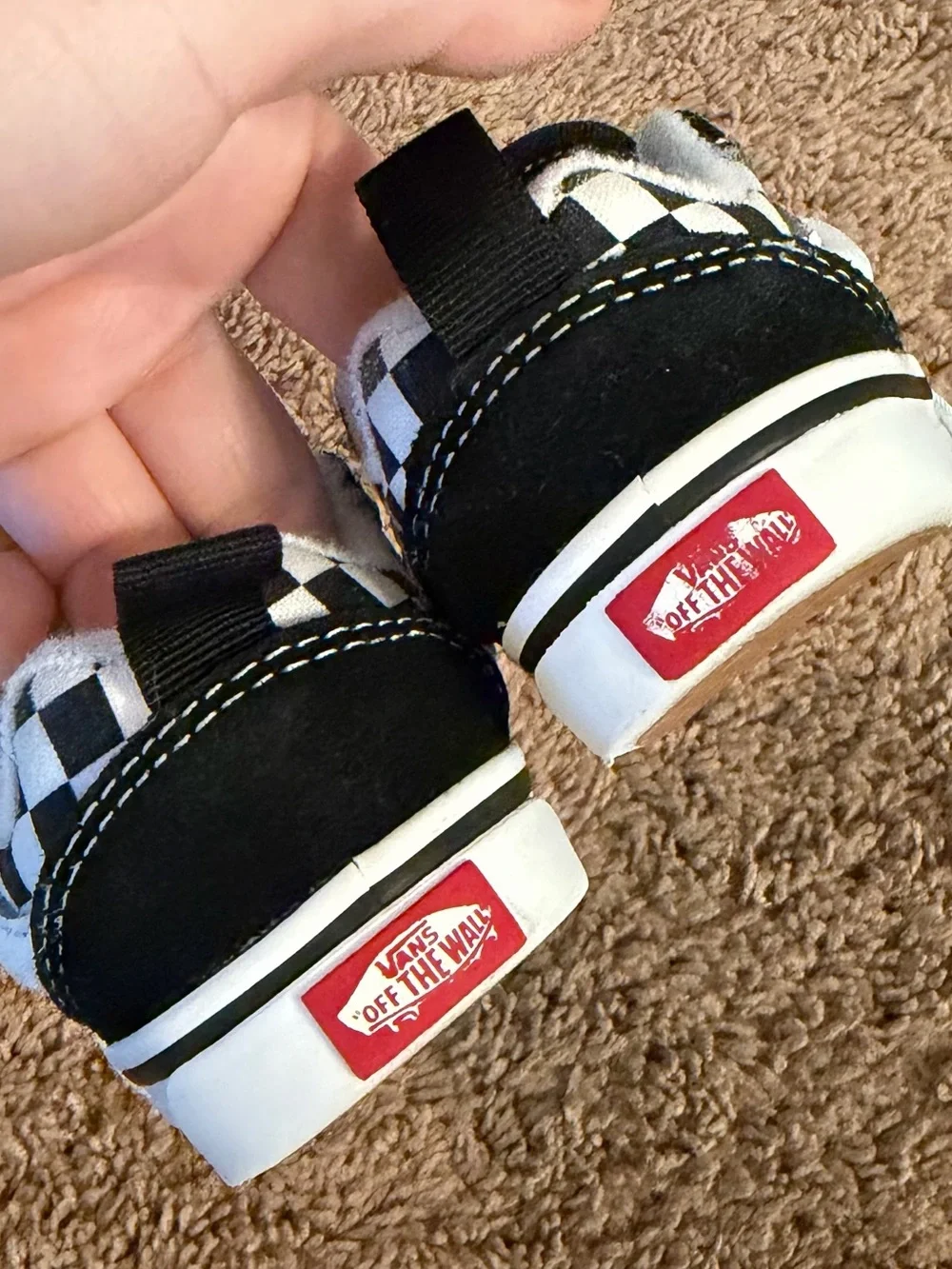 Vans Kids Checkerboard Low Top Sneakers in Black & White